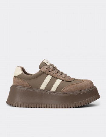 Women's Sandstone Suede Leather Platform Sneakers