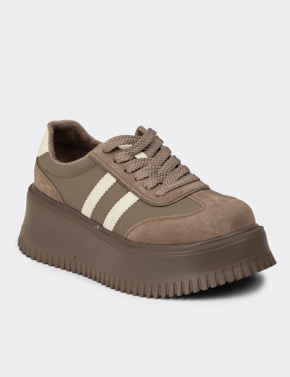 Women's Sandstone Suede Leather Platform Sneakers - E8031ZVZNC01