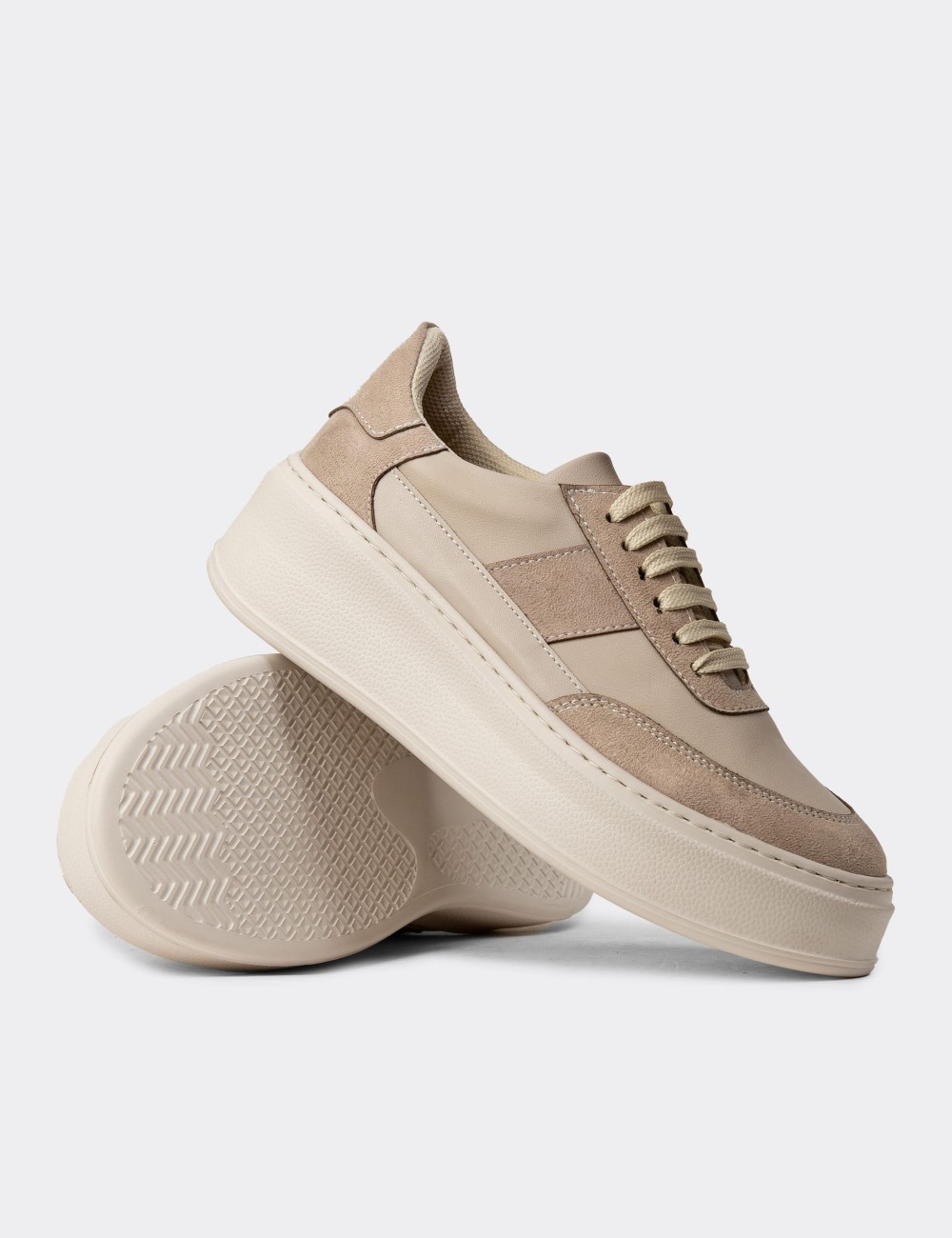 Women's Beige Sneakers - CE488ZBEJC01