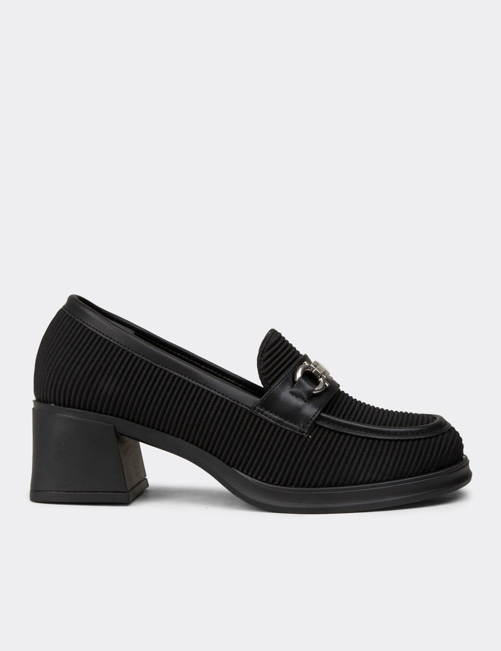 Women's Black Loafers - K1463ZSYHC01