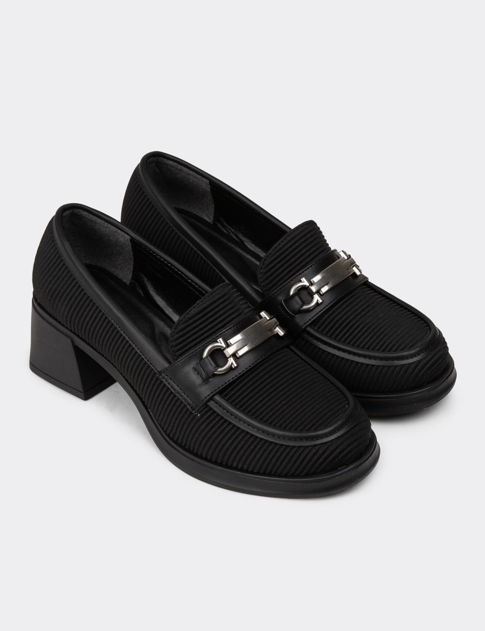 Women's Black Loafers - K1463ZSYHC01