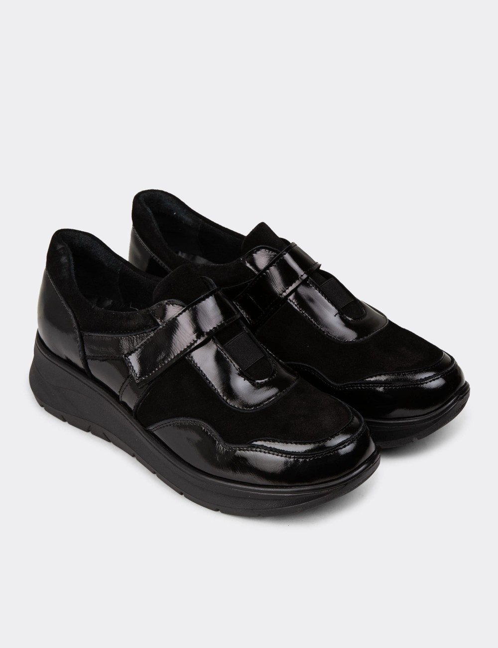 Women's Black Patent Leather Lace-up Shoes - N0302ZSYHC01