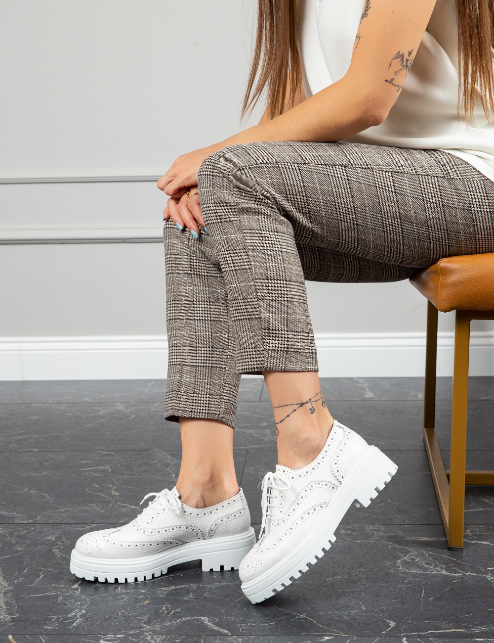 White  Leather Lace-up Shoes - 01418ZBYZE01 White  Leather Lace-up Shoes - 01418ZBYZE01