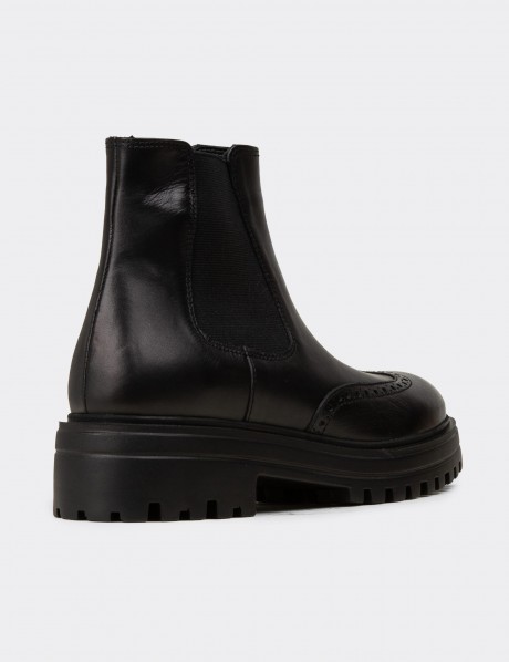 Black  Leather Chelsea Boots