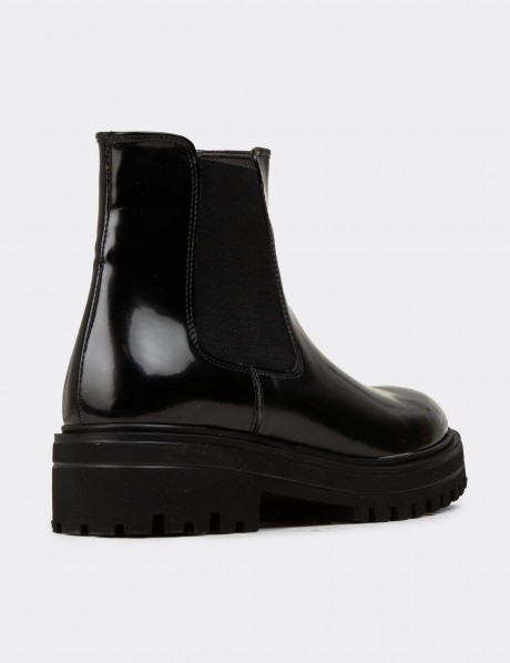 Black Leather Chelsea Boots