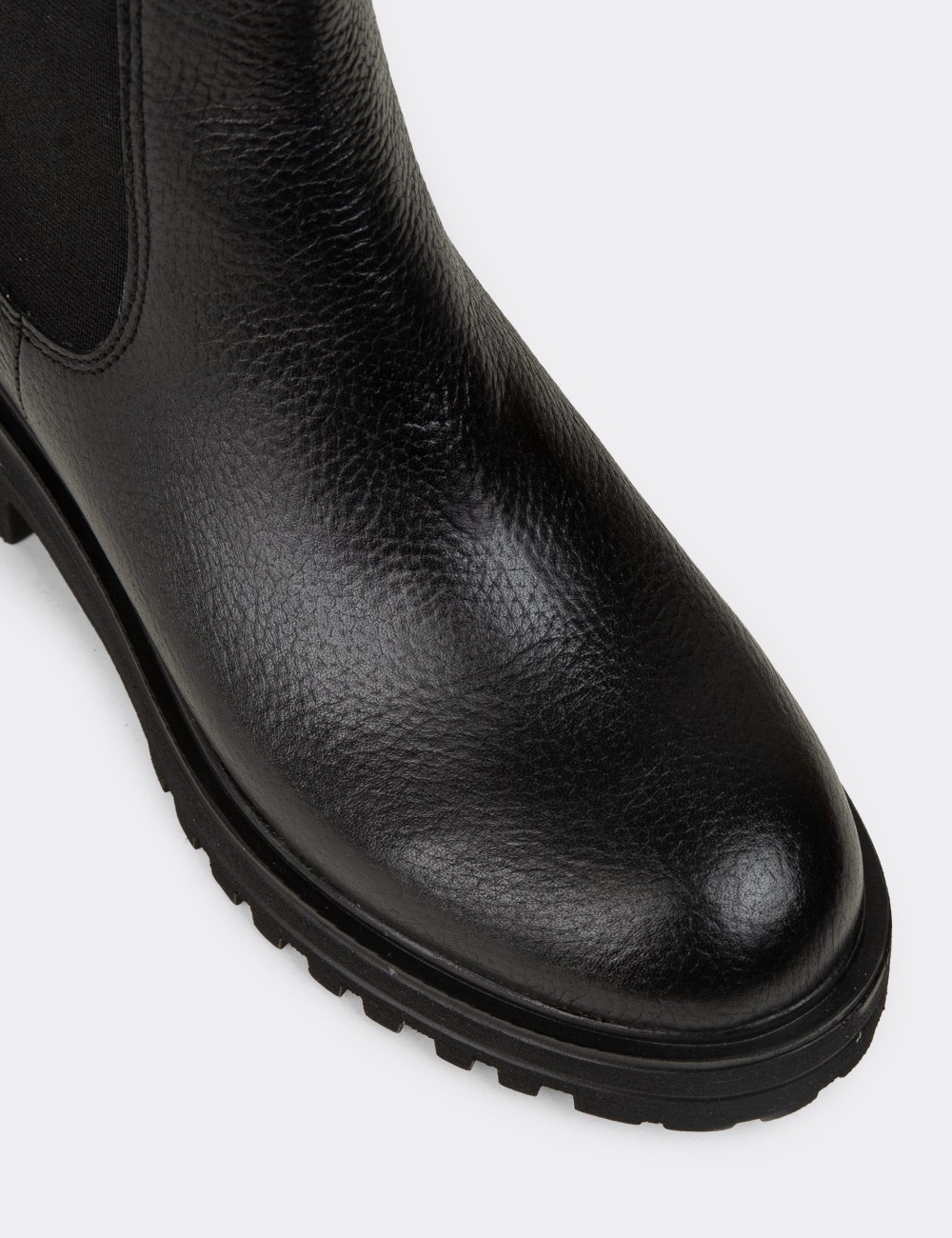 Black  Leather Chelsea Boots - E2020ZSYHC01 Black  Leather Chelsea Boots - E2020ZSYHC01