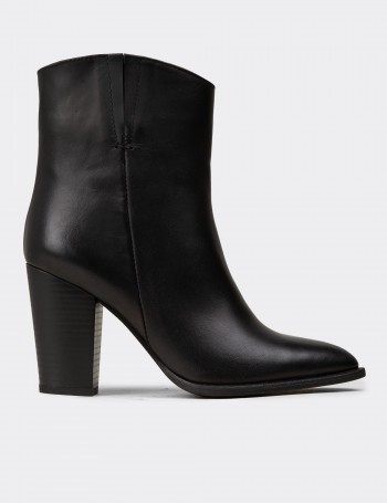 Black  Leather  Boots - E4452ZSYHC01