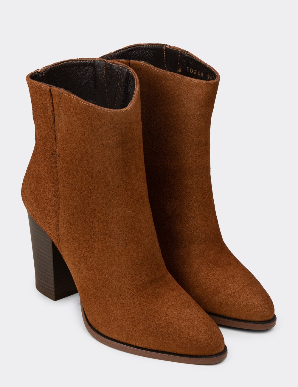Tan Suede Leather  Boots - E4452ZTBAC01