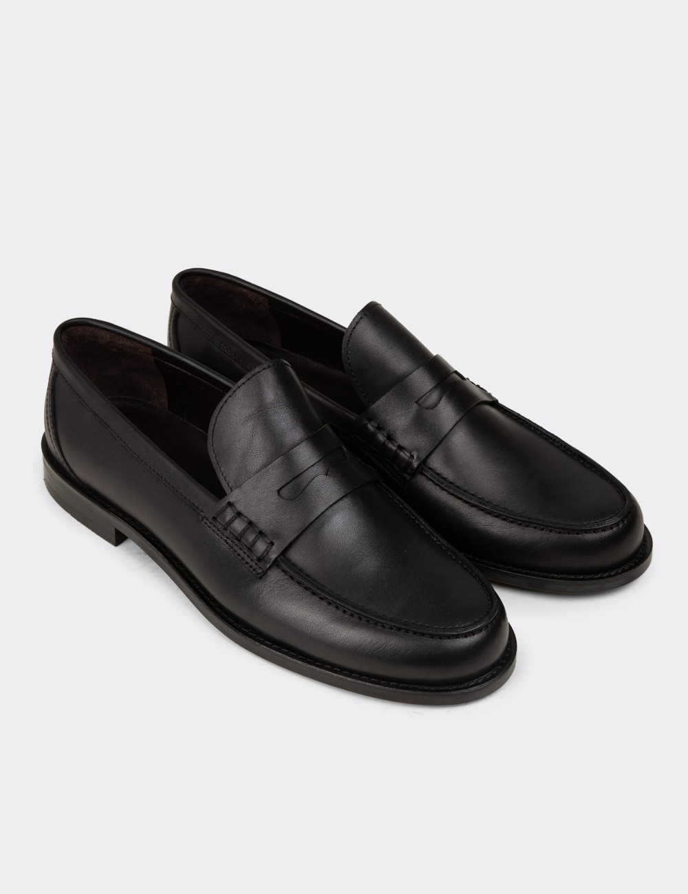 Black  Leather Loafers - 01538MSYHM02