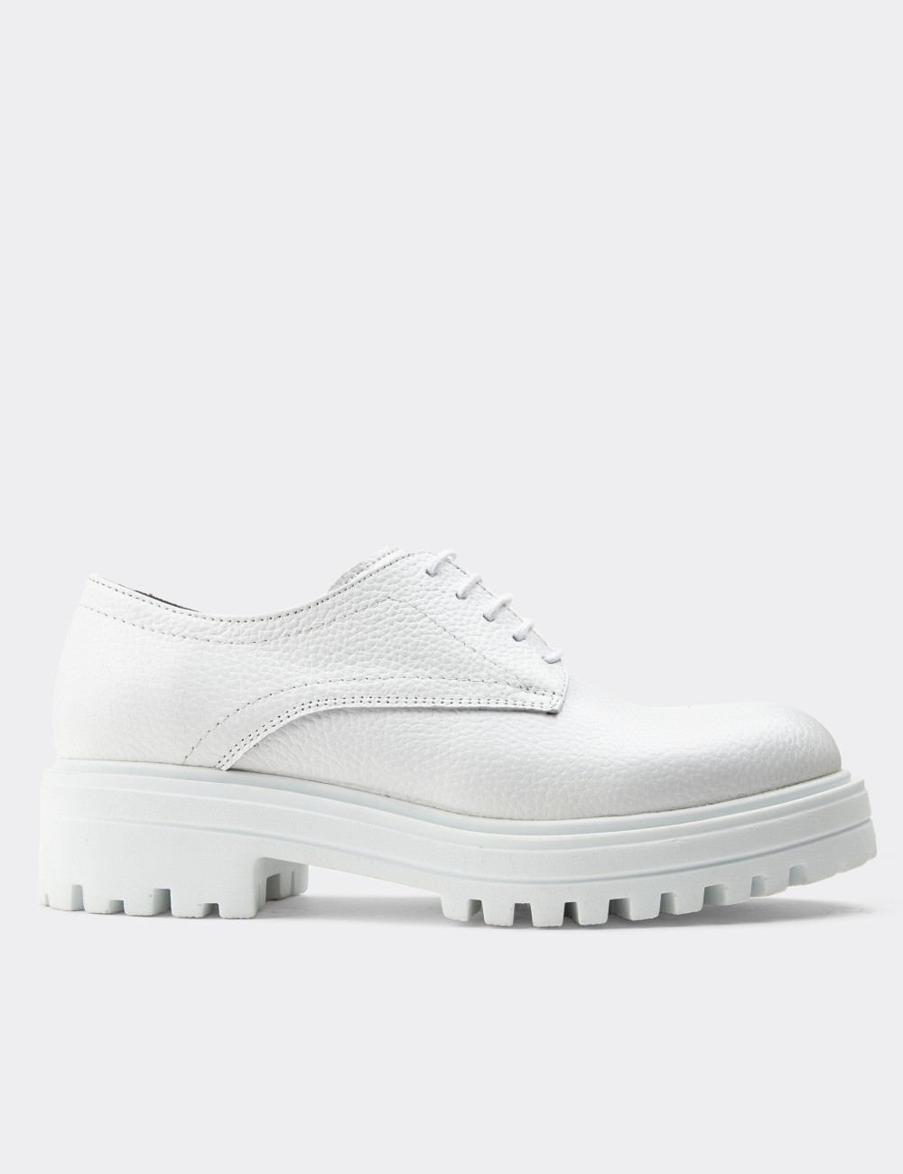 White  Leather Oxford Shoes - 01430ZBYZE01
