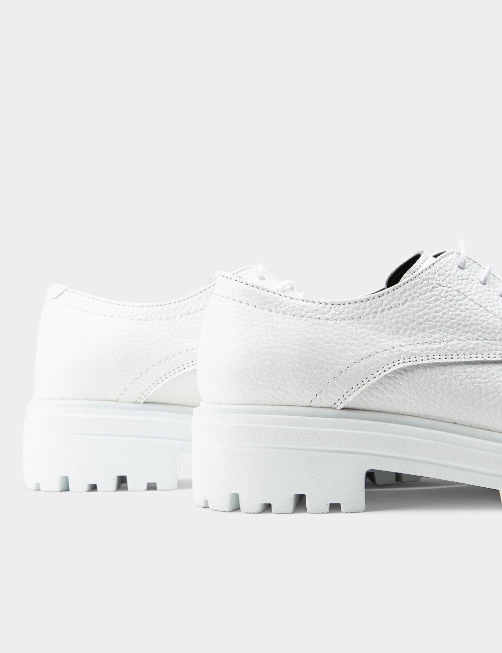 White  Leather Oxford Shoes - 01430ZBYZE01