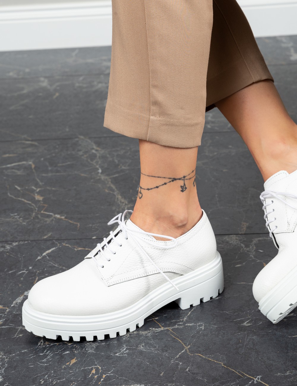 White  Leather Oxford Shoes - 01430ZBYZE01