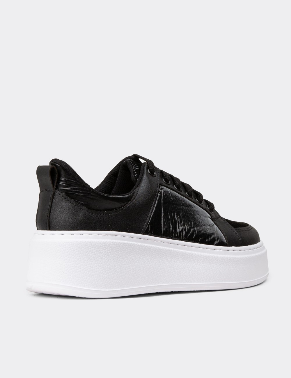 Women's Black Sneakers - CE491ZSYHC03 Women's Black Sneakers - CE491ZSYHC03