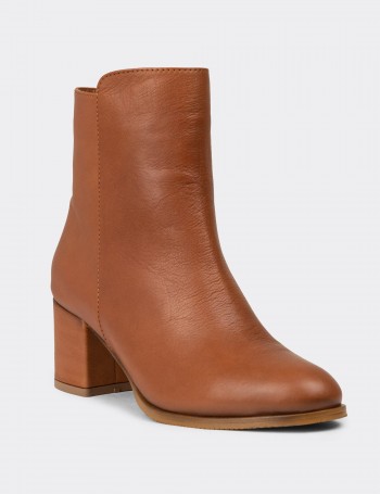 Women's Tan Leather Boots