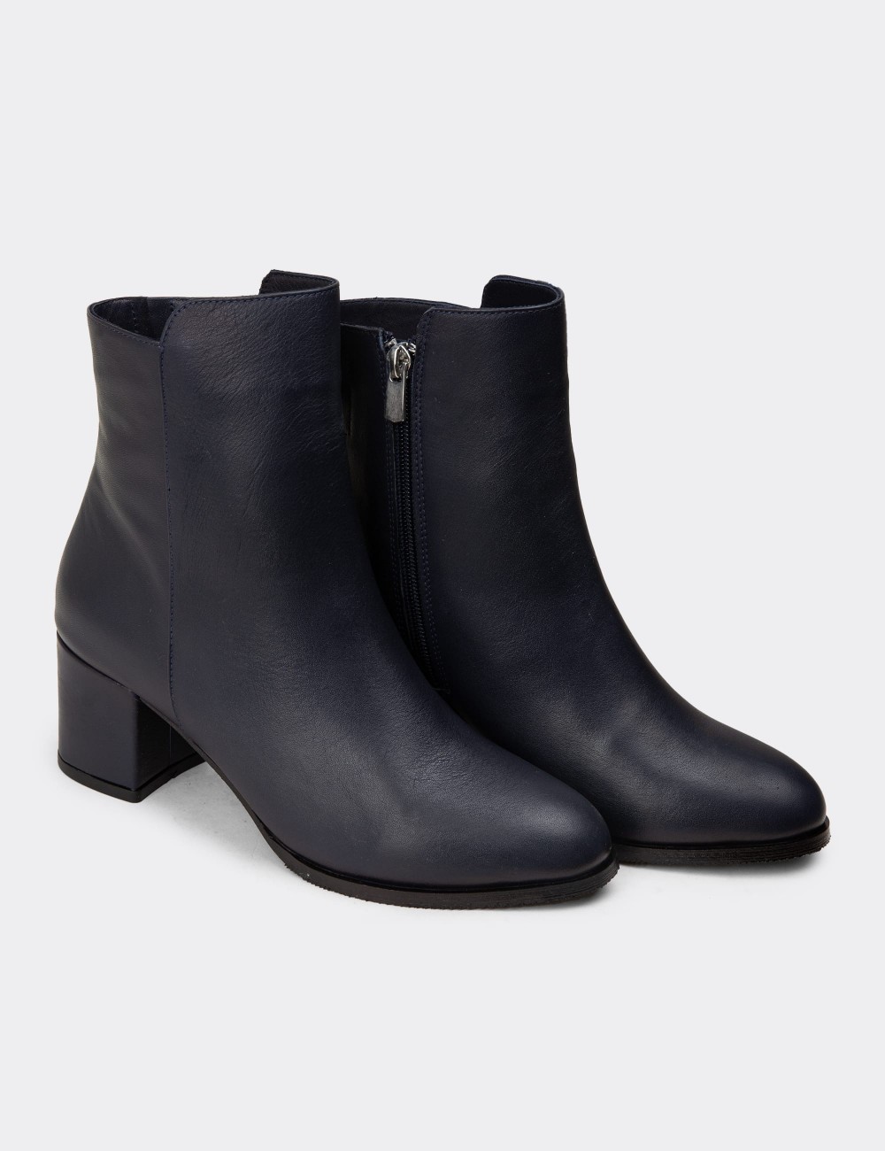 Women’s Navy Leather Boots - A5810ZLCVC01 Women’s Navy Leather Boots - A5810ZLCVC01