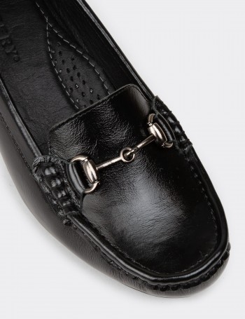 Women's Black Glossy Leather Shoes