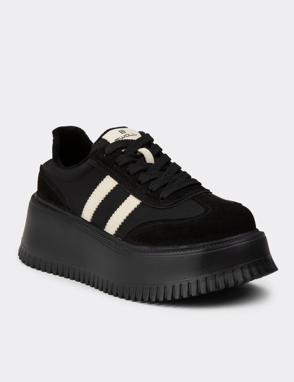 Women's Black Suede Sneakers - E8031ZSYHC01