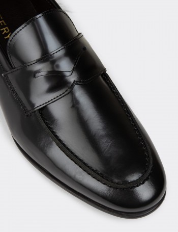 Men's Black Leather Loafers