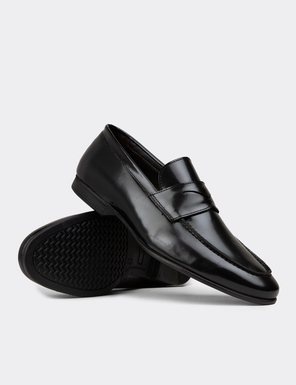 Men's Black Leather Loafers - 01988MSYHC03 Men's Black Leather Loafers - 01988MSYHC03