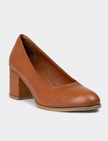 Women's Tan Leather Heeled Shoes