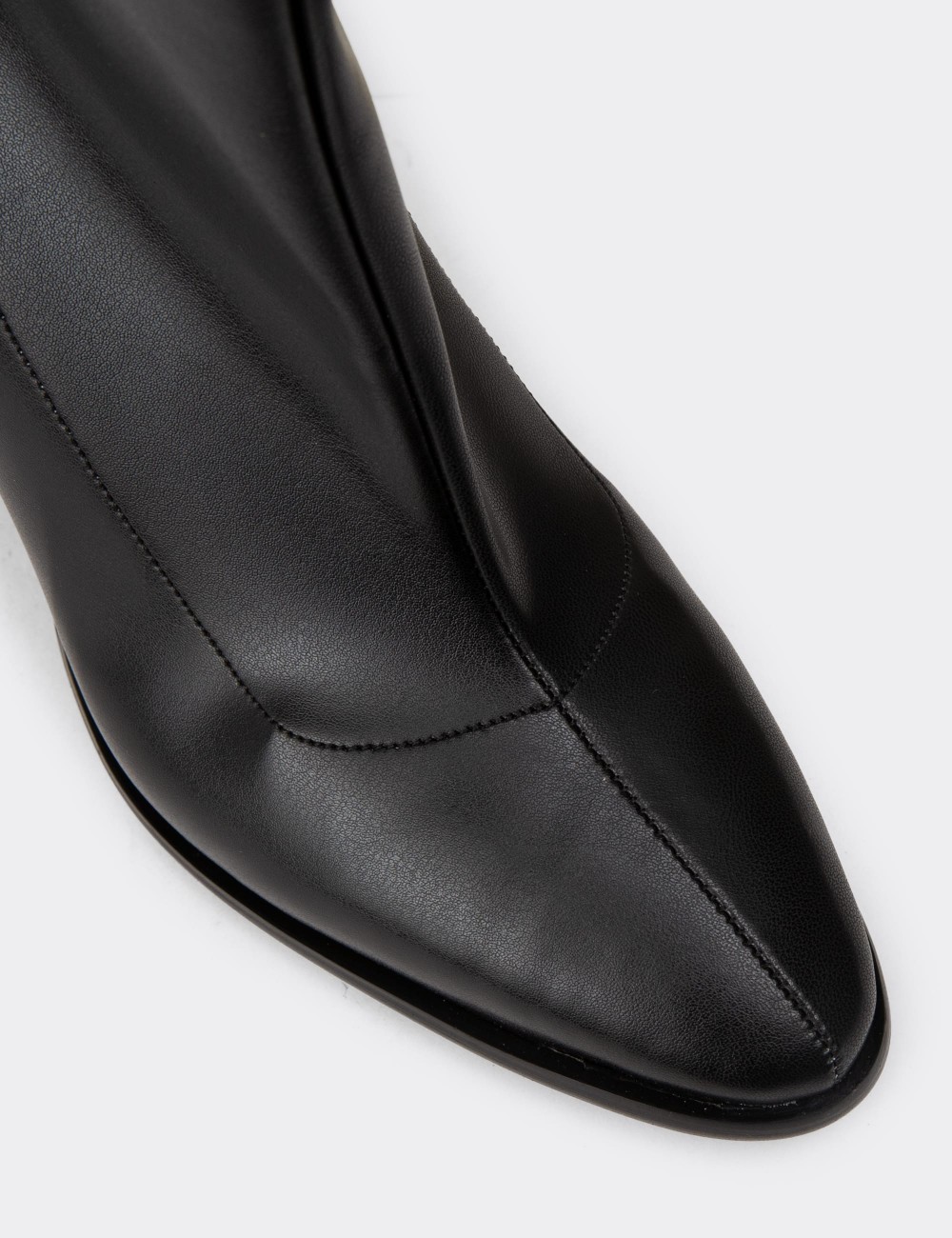 Women's Black Boots - H1503ZSYHC01 Women's Black Boots - H1503ZSYHC01