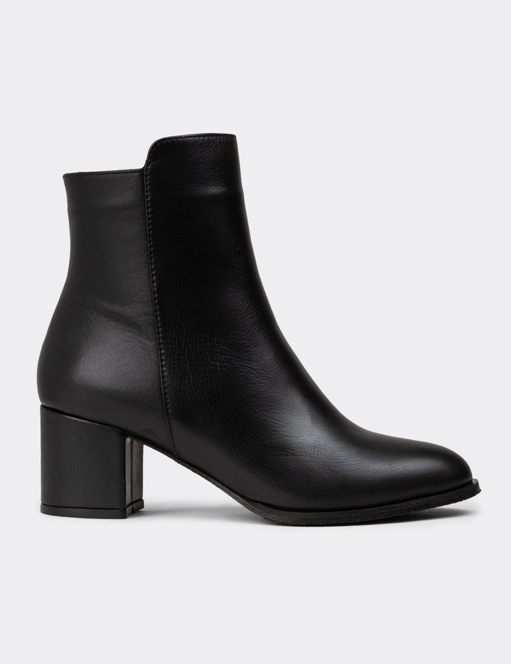 Women's Black Leather Ankle Boots - A5810ZSYHC01 Women's Black Leather Ankle Boots - A5810ZSYHC01