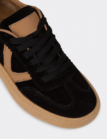 Women's Black Suede Leather Sneakers