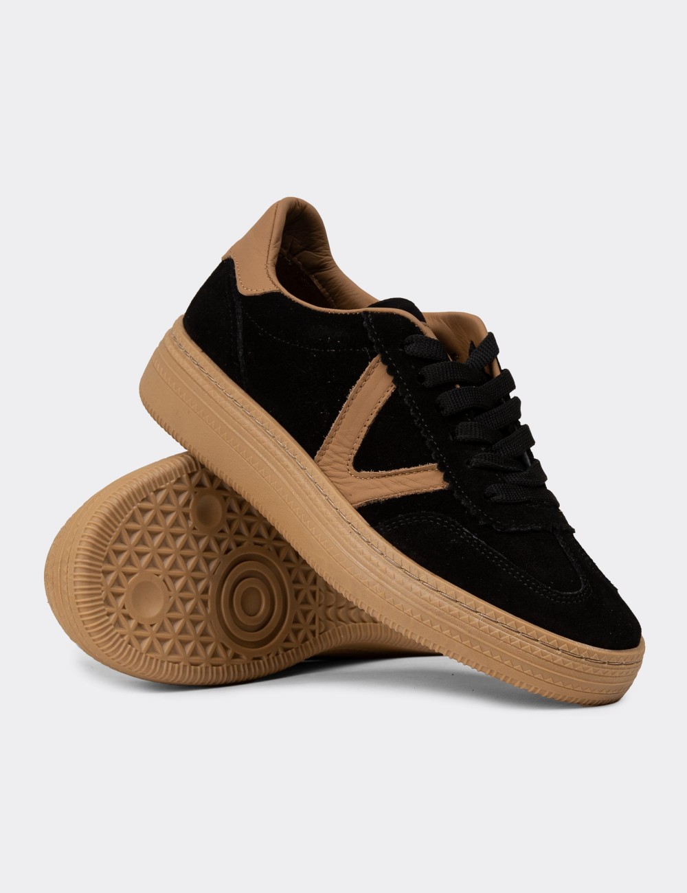 Women's Black Suede Leather Sneakers - N0170ZSYHC01 Women's Black Suede Leather Sneakers - N0170ZSYHC01