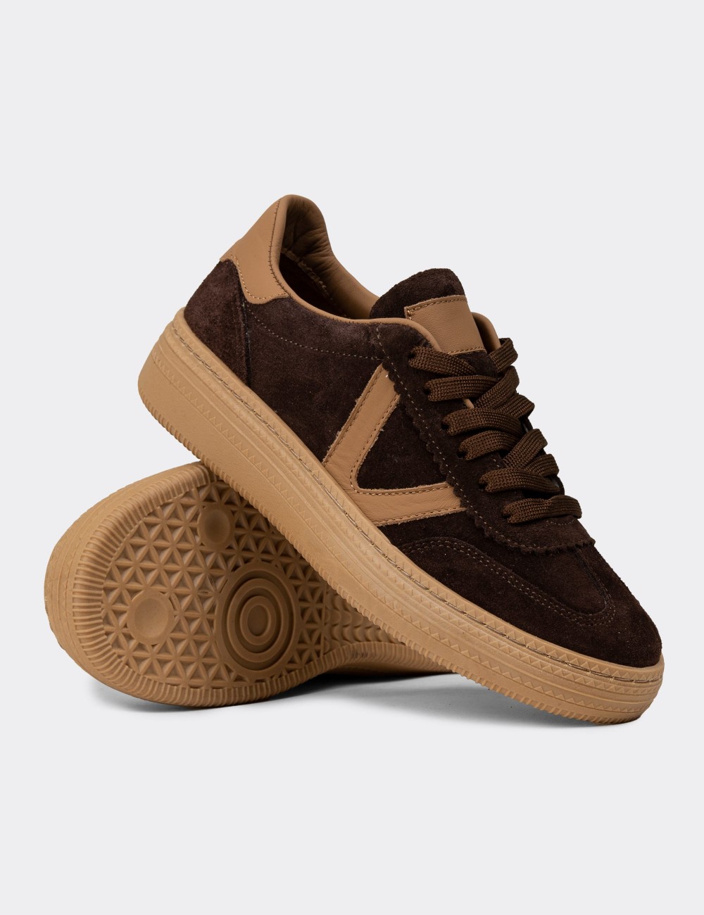 Women's Brown Suede Leather Athletic Shoes - N0170ZKHVC01