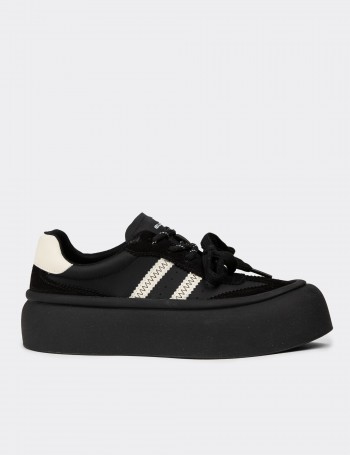 Women's Black Sneakers