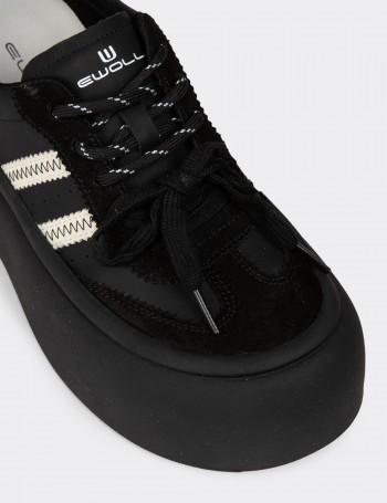 Women's Black Sneakers