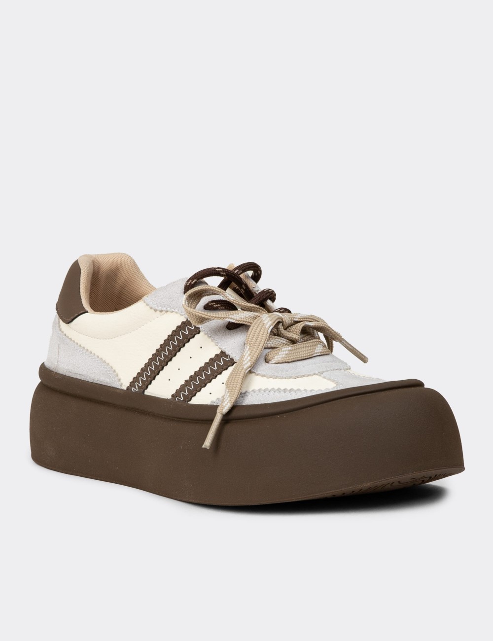 Women's Beige Sneakers - E8004ZBEJC01 Women's Beige Sneakers - E8004ZBEJC01
