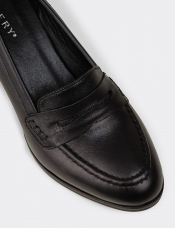 Women's Black Leather Moccasins