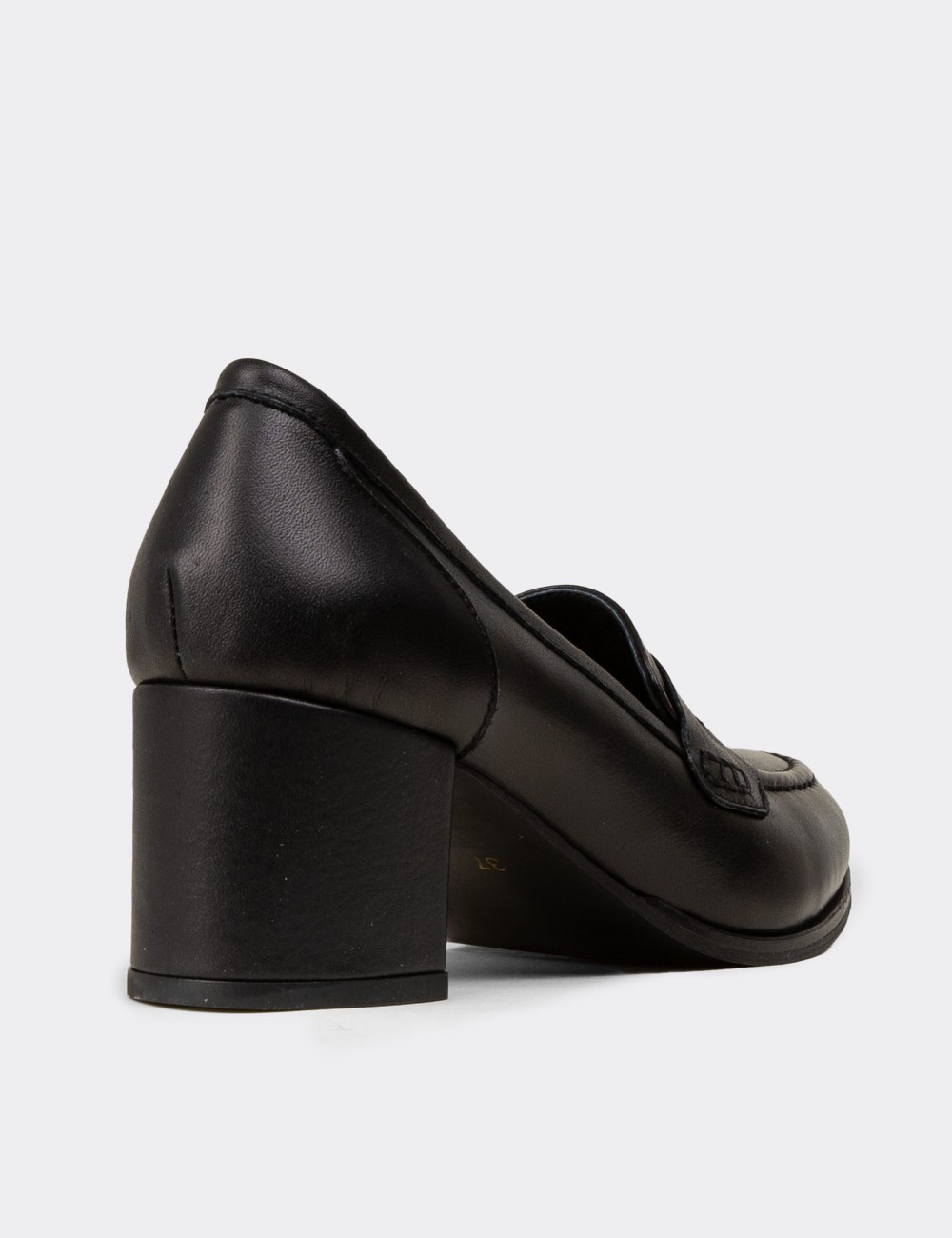 Women's Black Leather Moccasins - A3440ZSYHM01