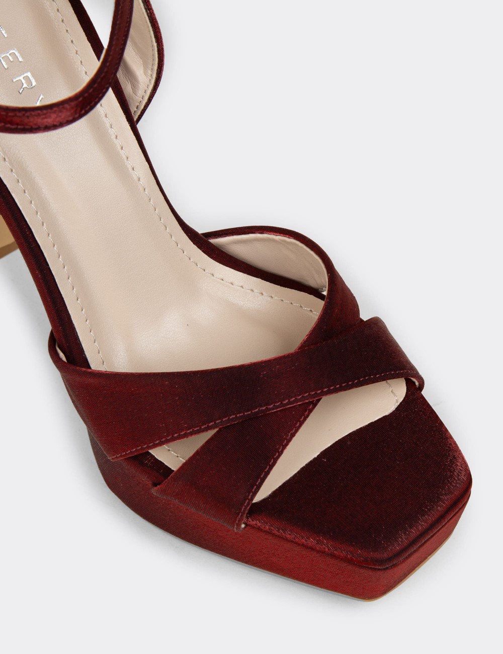 Women's Burgundy Heels - SM210ZBRDM01 Women's Burgundy Heels - SM210ZBRDM01