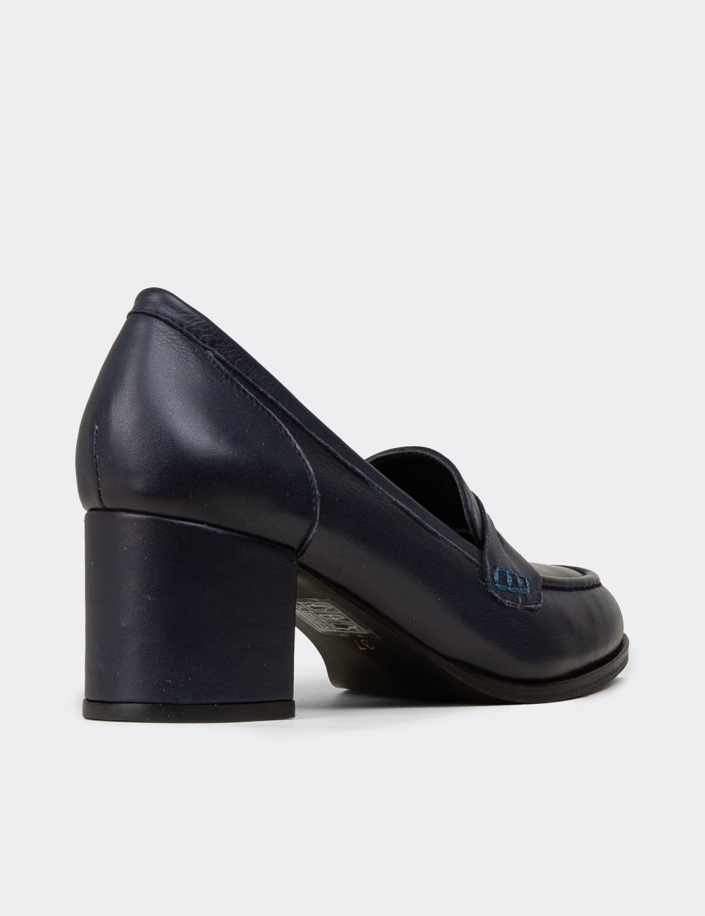 Women's Navy Leather Moccasins - A3440ZLCVM01 Women's Navy Leather Moccasins - A3440ZLCVM01