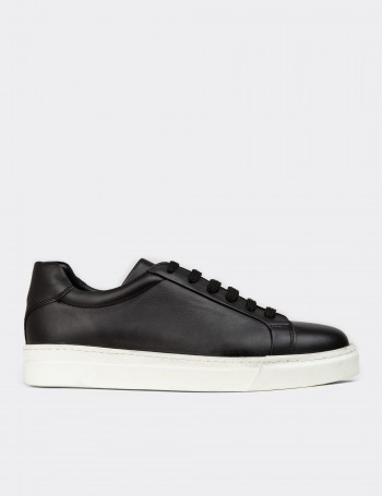 Men's Black Leather Sneakers