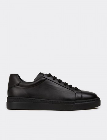 Men's Black Leather Sneakers
