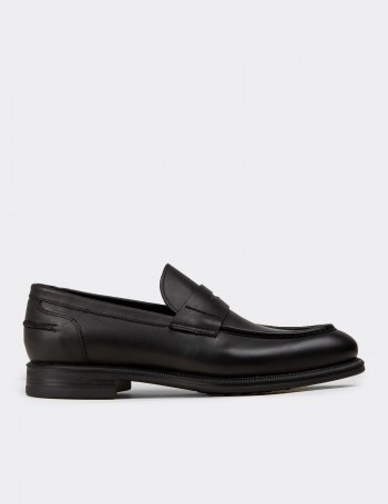 Men's Black Leather Loafers