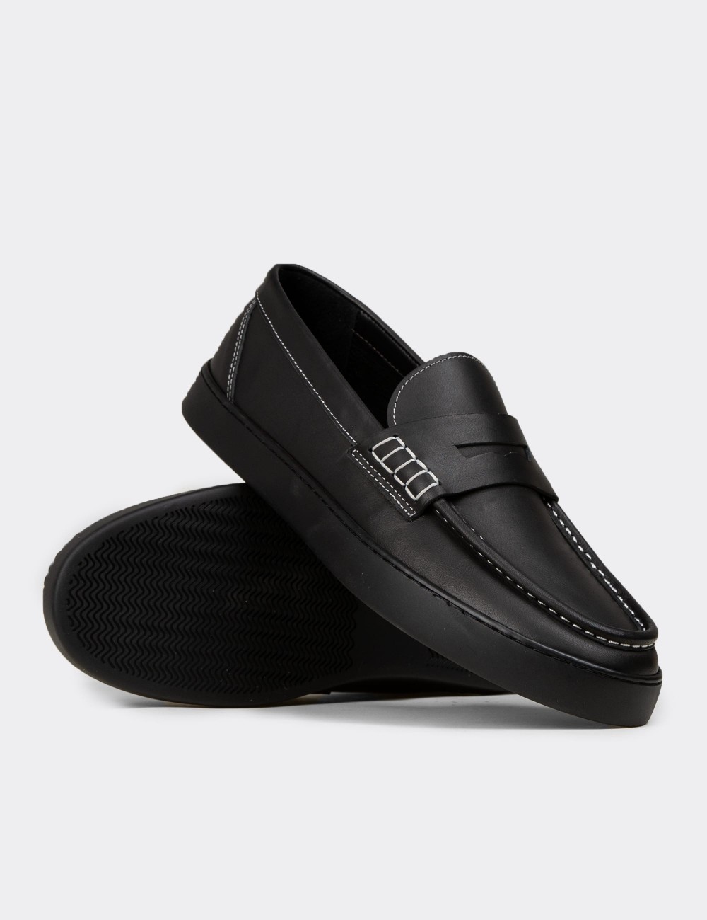 Men's Black Leather Loafers - 02022MSYHC01