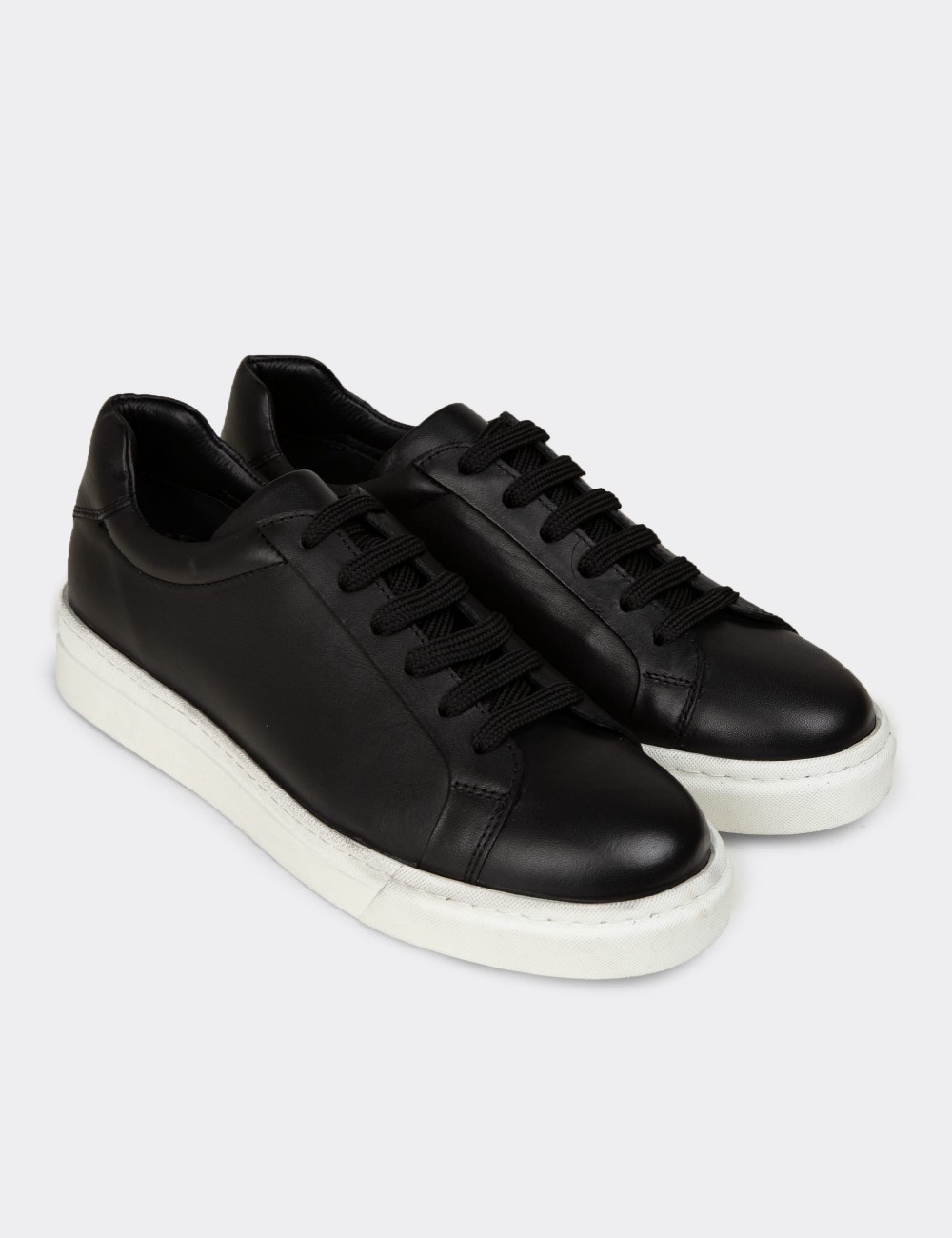 Men's Black Leather Sneakers - 02018MSYHC02