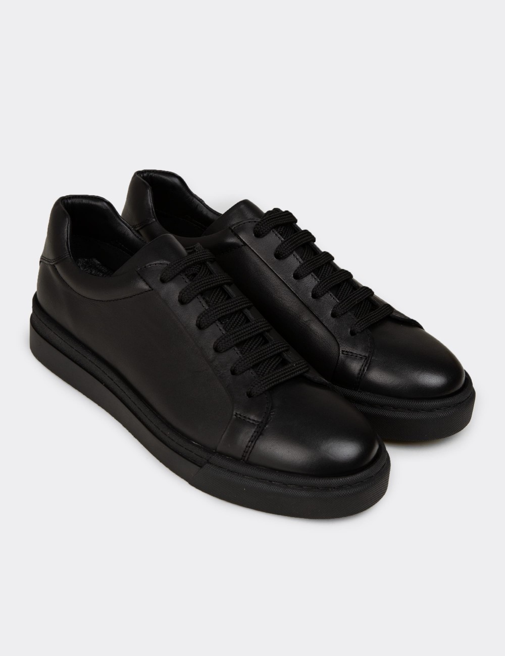 Men's Black Leather Sneakers - 02018MSYHC01