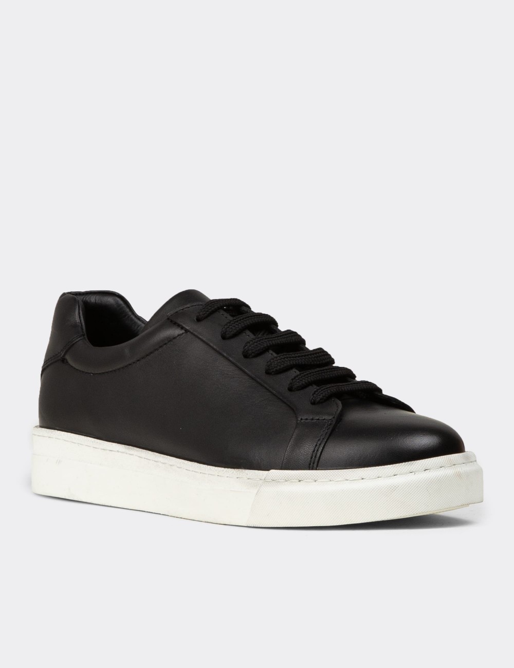Men's Black Leather Sneakers - 02018MSYHC02