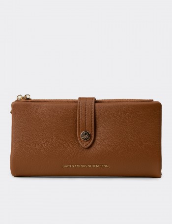 Women's Tan Wallet by Benetton - B1631ZTBAZ01