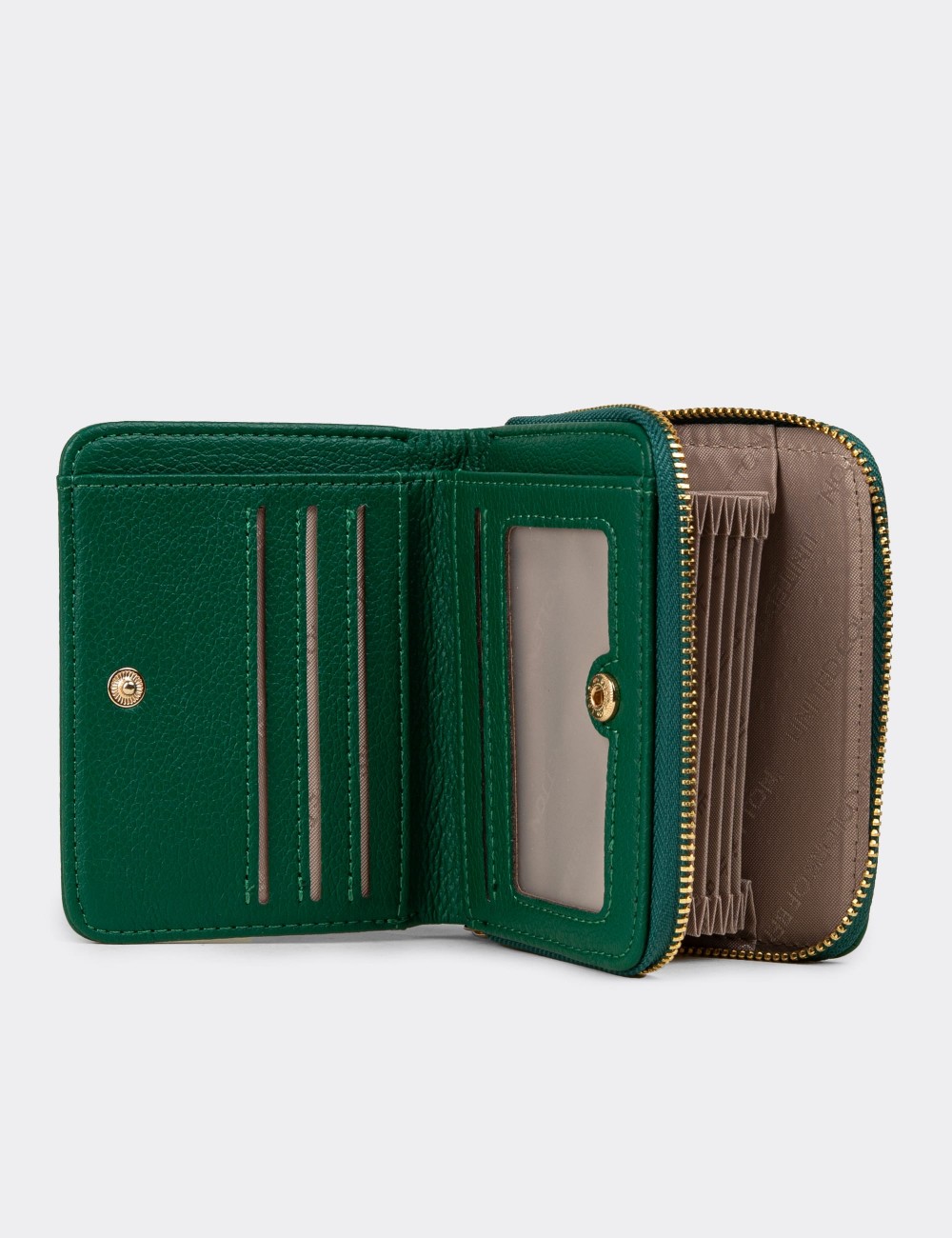 Women's Benetton Green Wallet - B1628ZYSLZ01