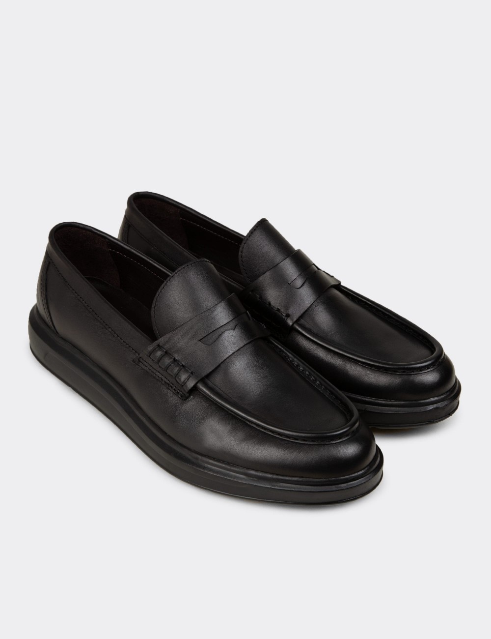 Men's Black Leather Loafers - 02000MSYHP03