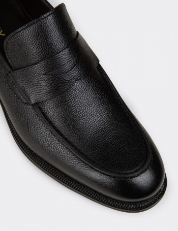 Men's Black Leather Loafers