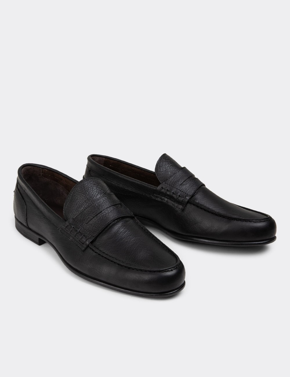 Men's Vintage Black Leather Loafers - 01978MSYHC11