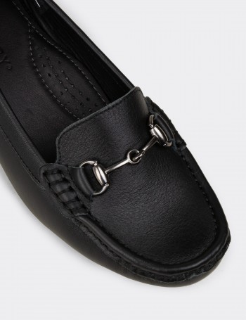 Women's Black Leather Footwear