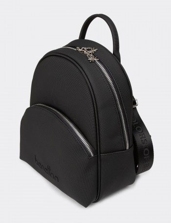 Benetton Women's Black Backpack - B1676ZSYHY01